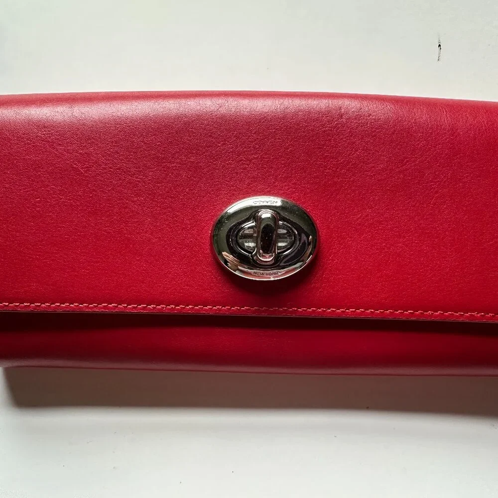Vintage Coach Wallet - Picture 1 of 7
